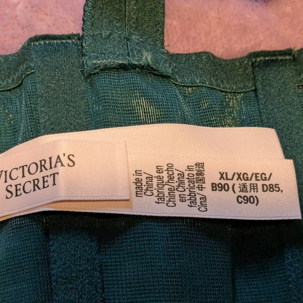 Victoria's Secret Emerald Satin Lace-Up Front Hook Close Corset And Thong - Picture 2 of 6